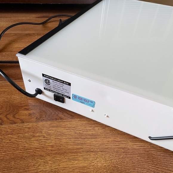 Plug in Light box - Picture 3 of 9